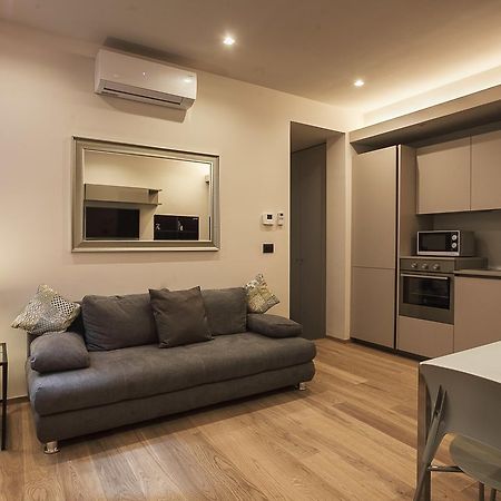 Residence Rizzoli-Suites Apartments Bologna Exterior photo