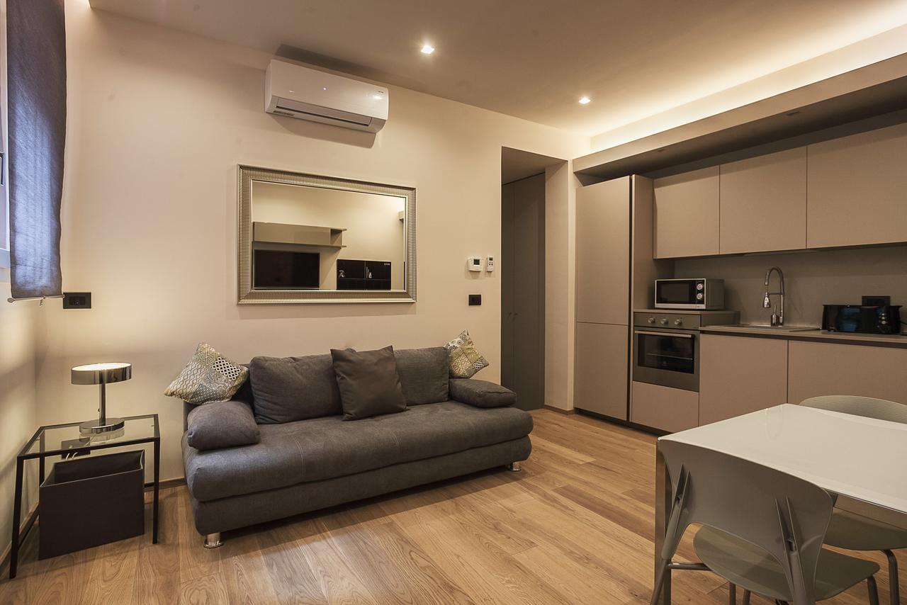 Residence Rizzoli-Suites Apartments Bologna Exterior photo