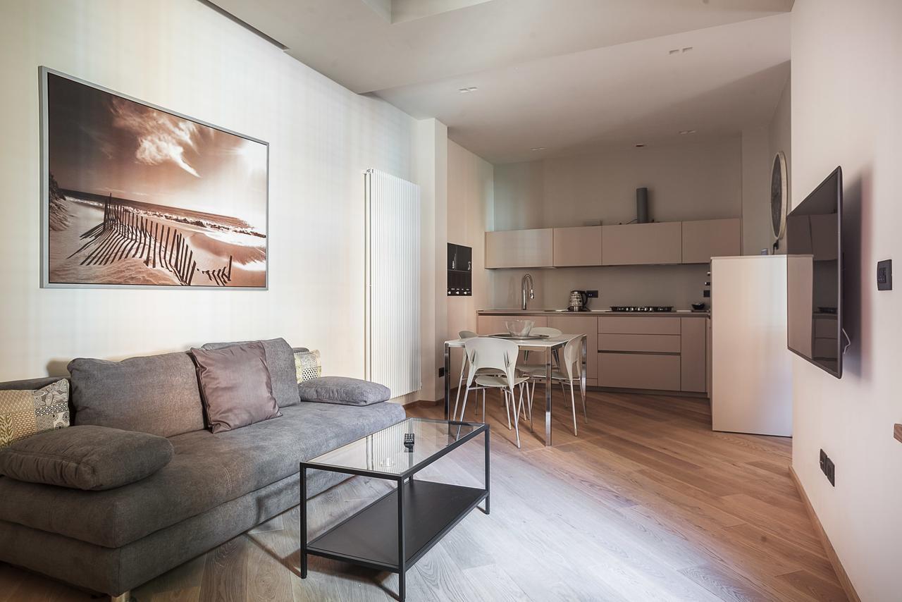 Residence Rizzoli-Suites Apartments Bologna Exterior photo