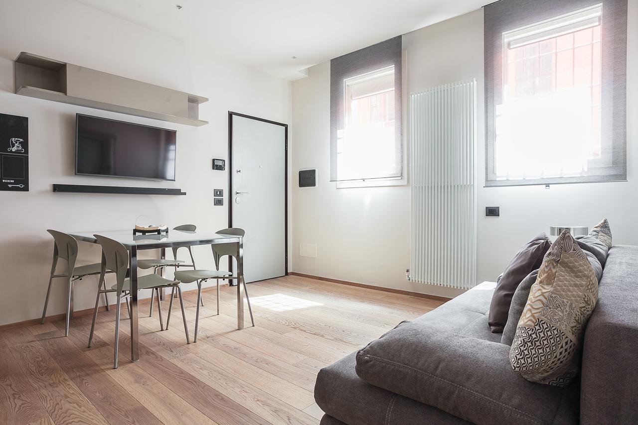 Residence Rizzoli-Suites Apartments Bologna Exterior photo