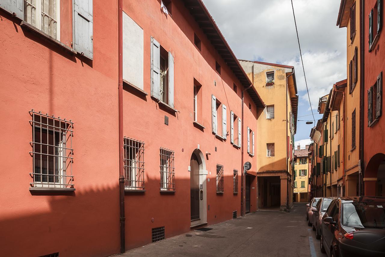 Residence Rizzoli-Suites Apartments Bologna Exterior photo